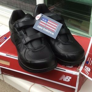 New Balance Velcro Hook and Loop Size 13 2E. Wide